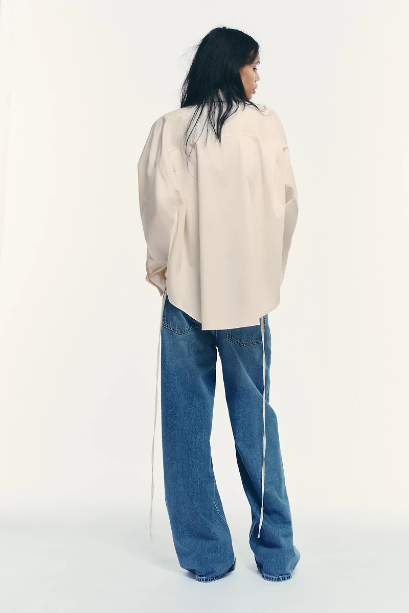 OVERSIZED SHIRT WITH TIE