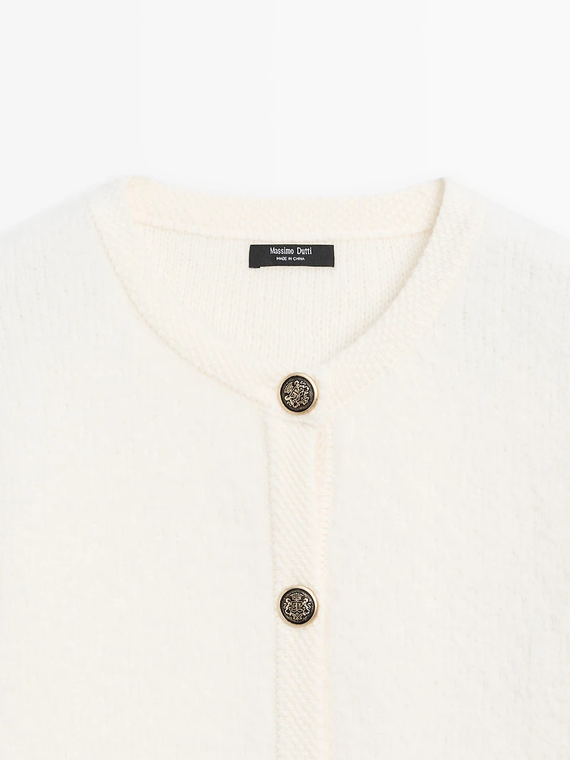 Cardigan court avec boutons dorés