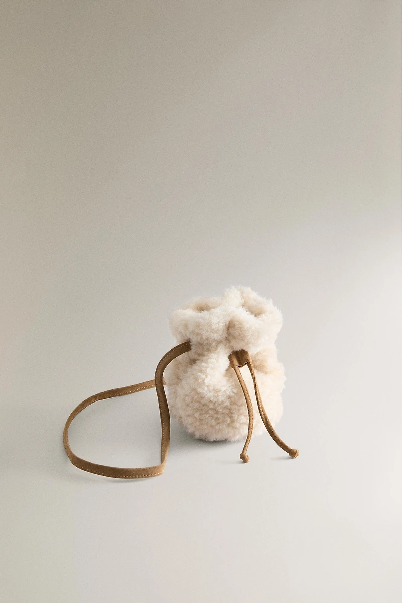 CHILDREN’S SHEEPSKIN-EFFECT BAG