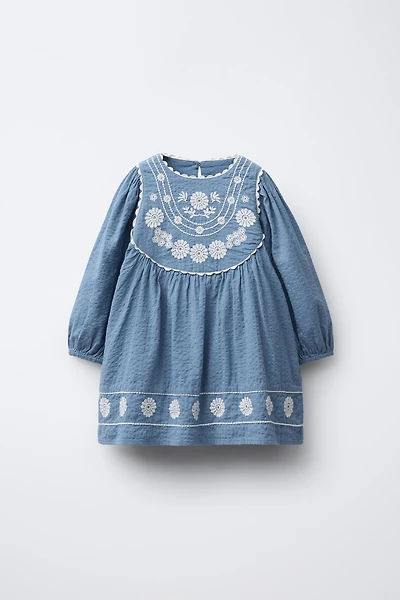 EMBROIDERED FLORAL DRESS