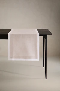 DOUBLE-LAYER LINEN TABLE RUNNER