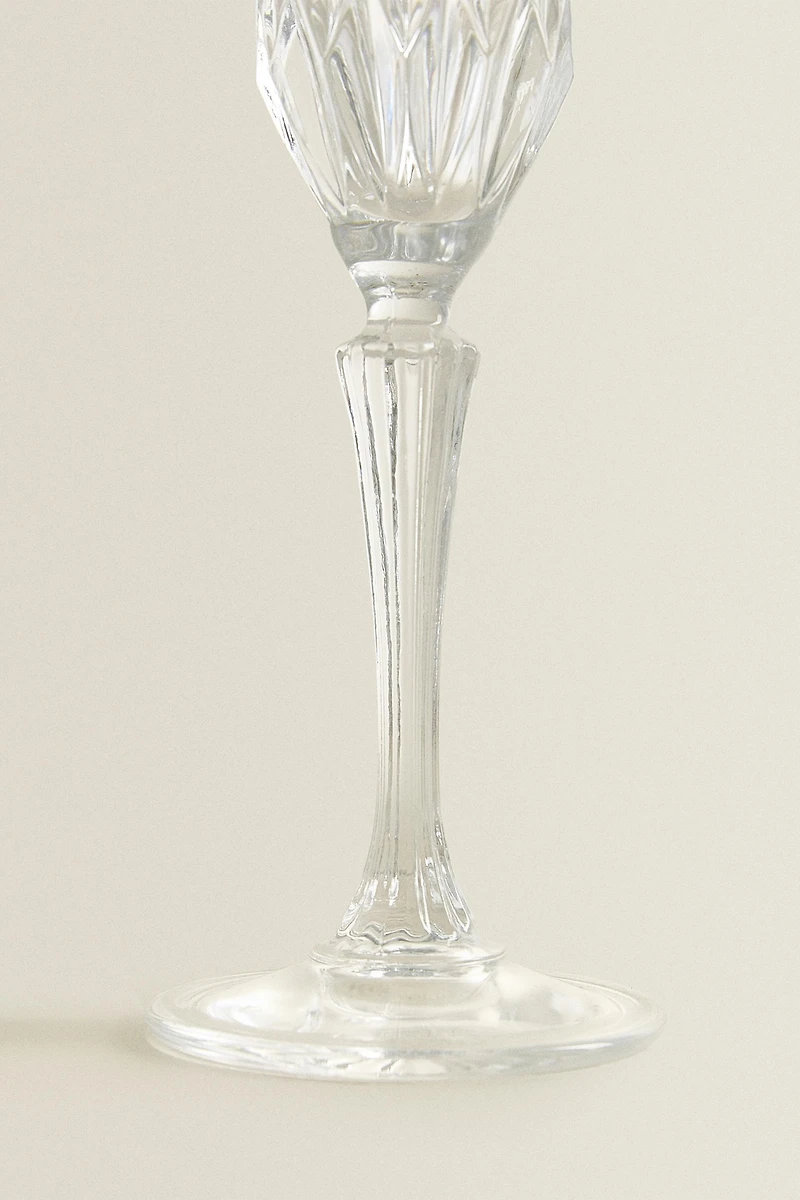 ENGRAVED CRYSTALLINE FLUTE GLASS WITH ENGRAVED GLASS EFFECT