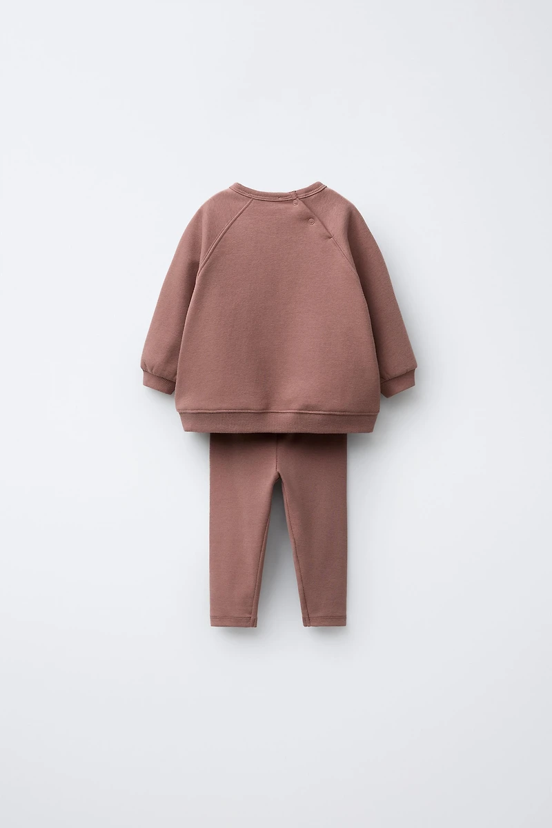 SWEATSHIRT AND PLAIN LEGGING SET
