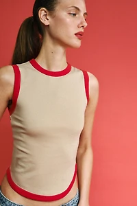 CONTRAST TRIM T-SHIRT