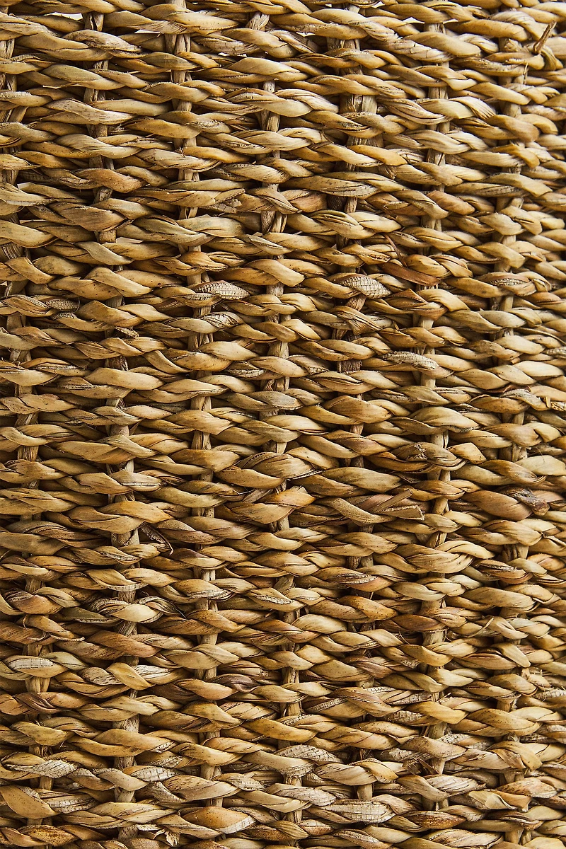 LARGE SEAGRASS BASKET WITH HANDLES