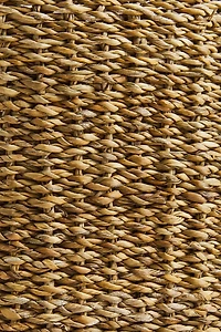 LARGE SEAGRASS BASKET WITH HANDLES