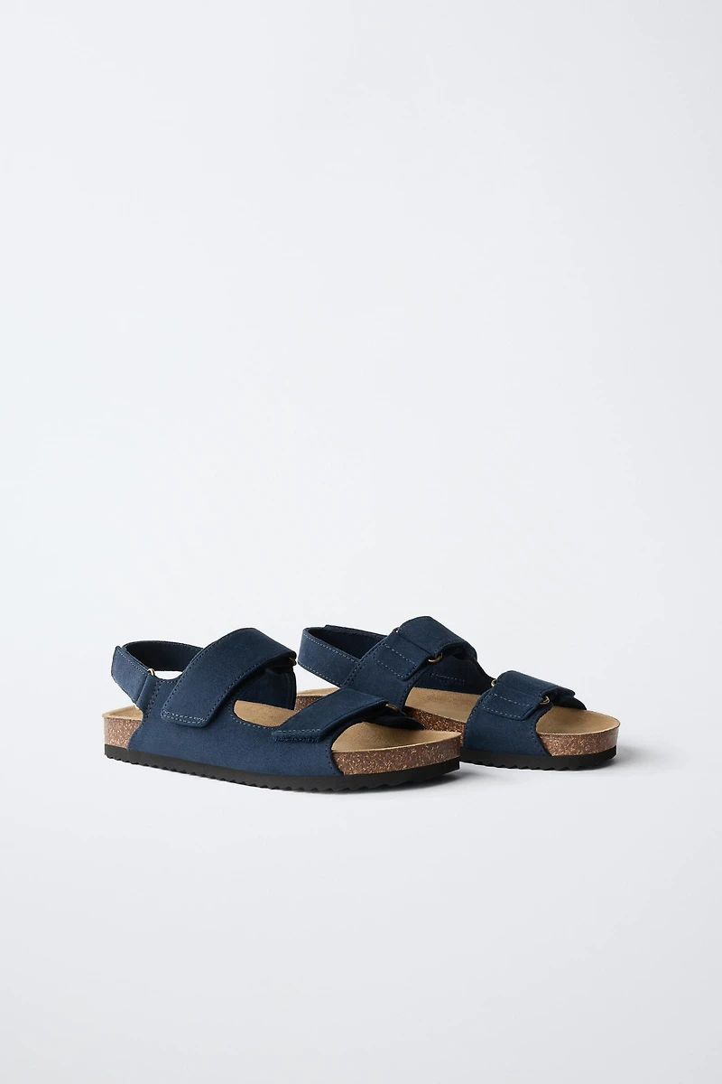 SANDALES À BRIDES