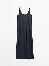 Flowing flared dress with straps