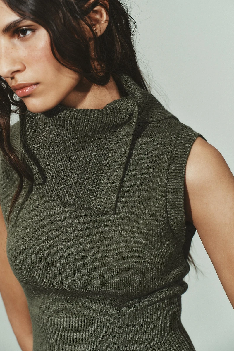 TOP EN MAILLE À REVERS