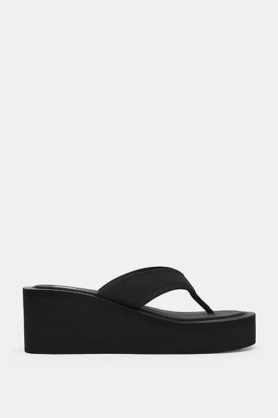 PLATFORM SANDALS