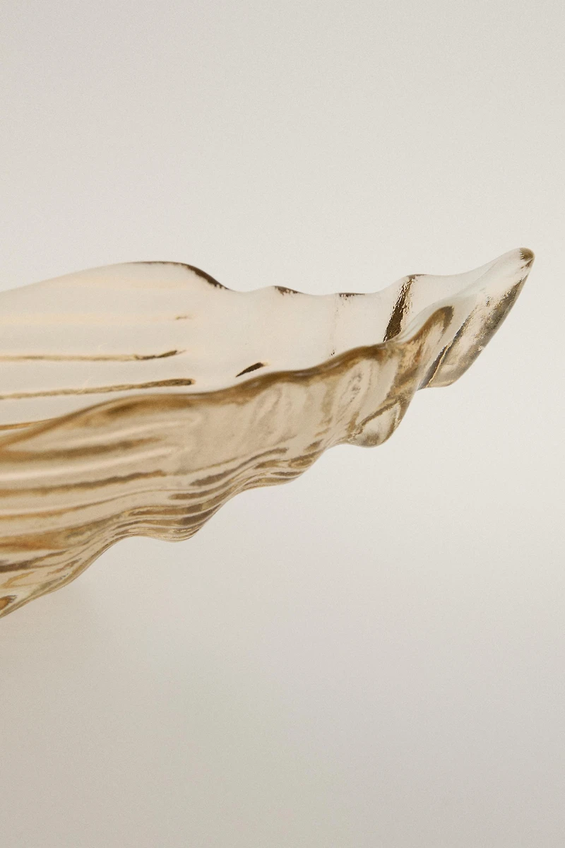 SHELL GLASS SERVING DISH