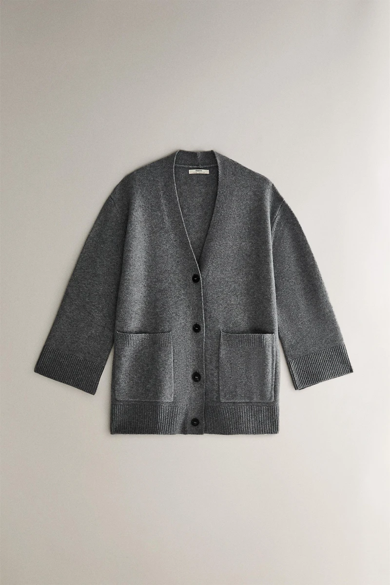 KNIT CARDIGAN