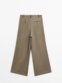 Wide-leg cropped trousers with darts