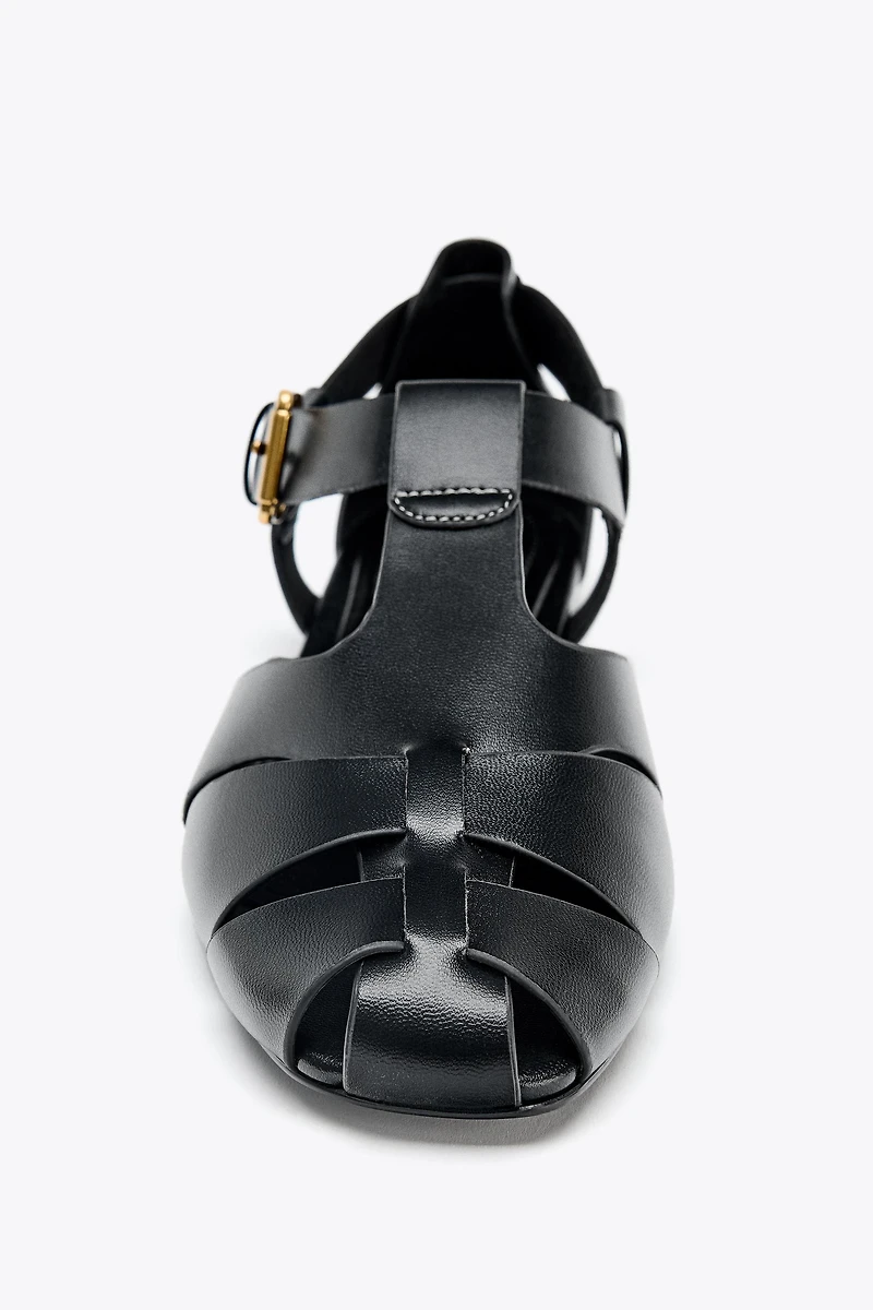 CHAUSSURES PLATES STYLE PLAGE