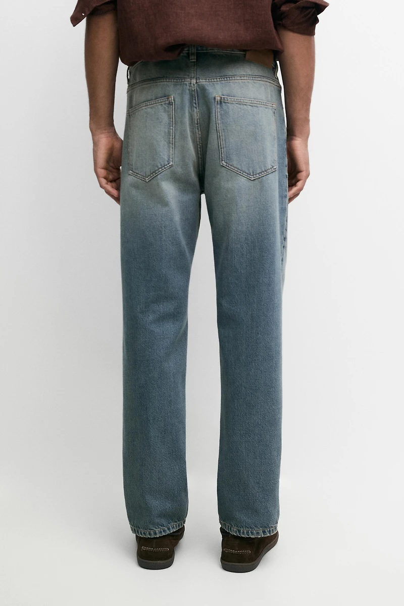 Straight-leg jeans