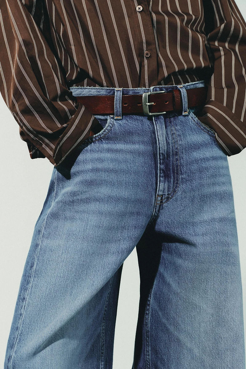 TRF OVERSIZE MID-RISE JEANS