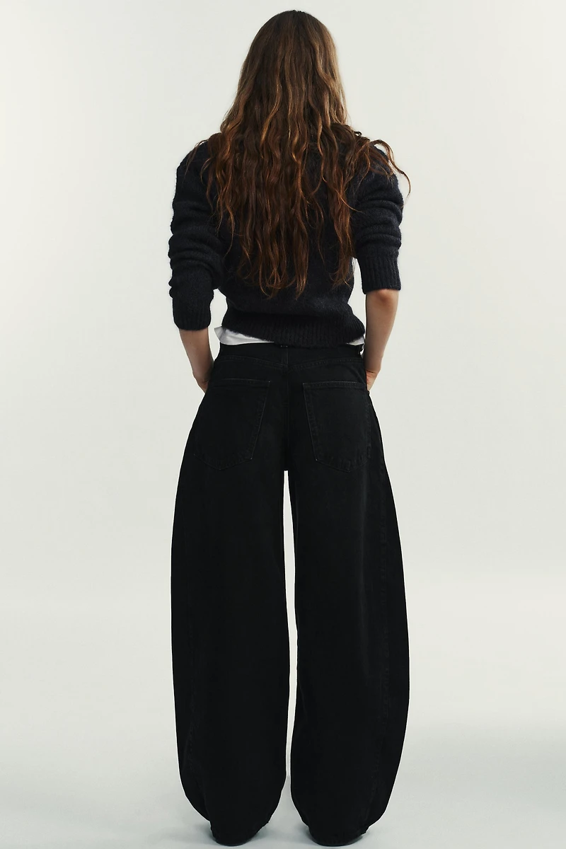 TRF HIGH-RISE OVERSIZE BALLOON JEANS