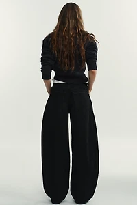 TRF HIGH-RISE OVERSIZE BALLOON JEANS