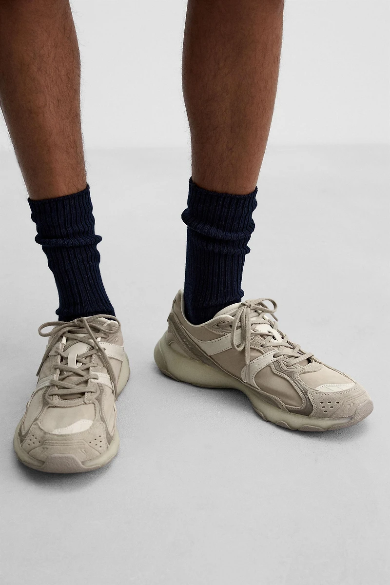 RIBBED SOCKS