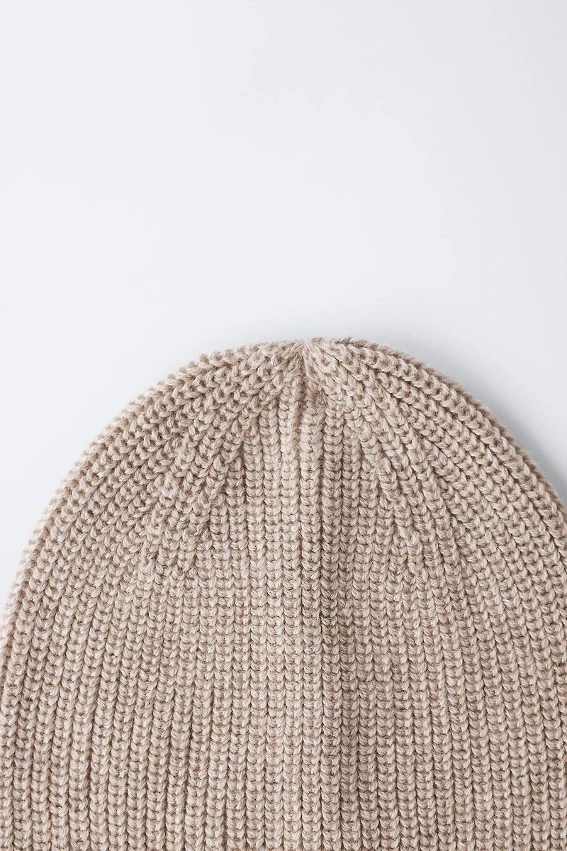 PEARL KNIT HAT