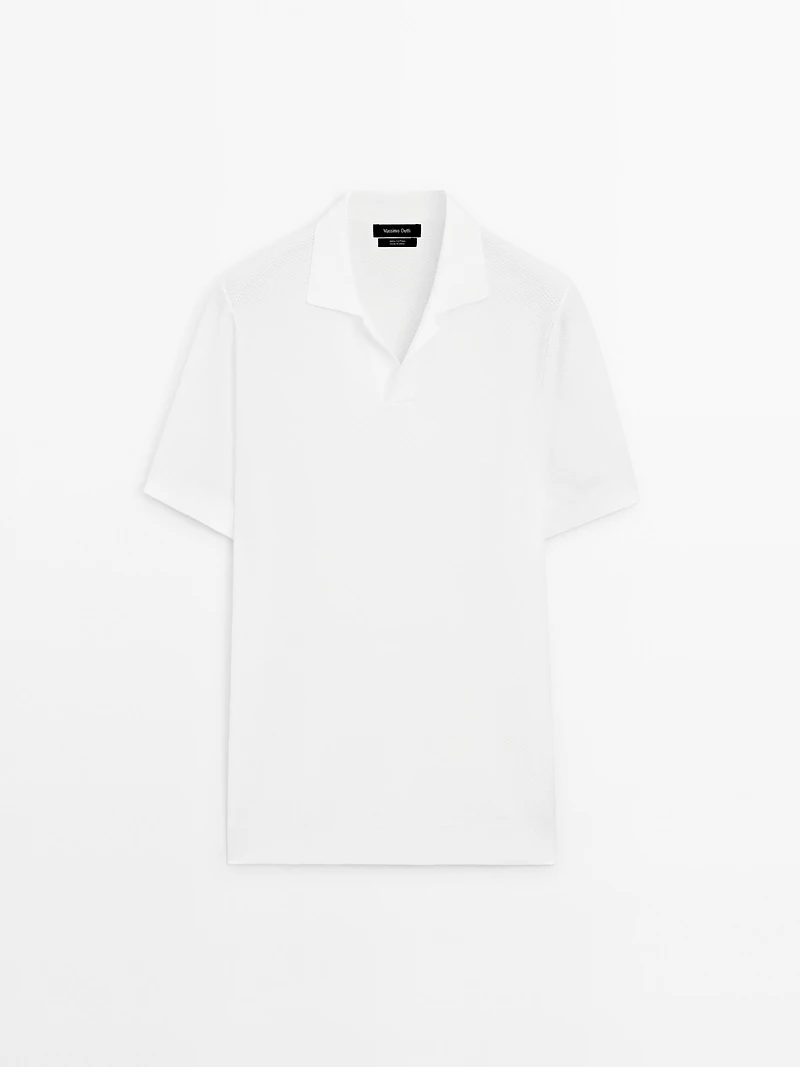 Textured knit short sleeve polo shirt