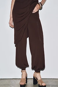 PANTALON EN MAILLE BOUFFANT