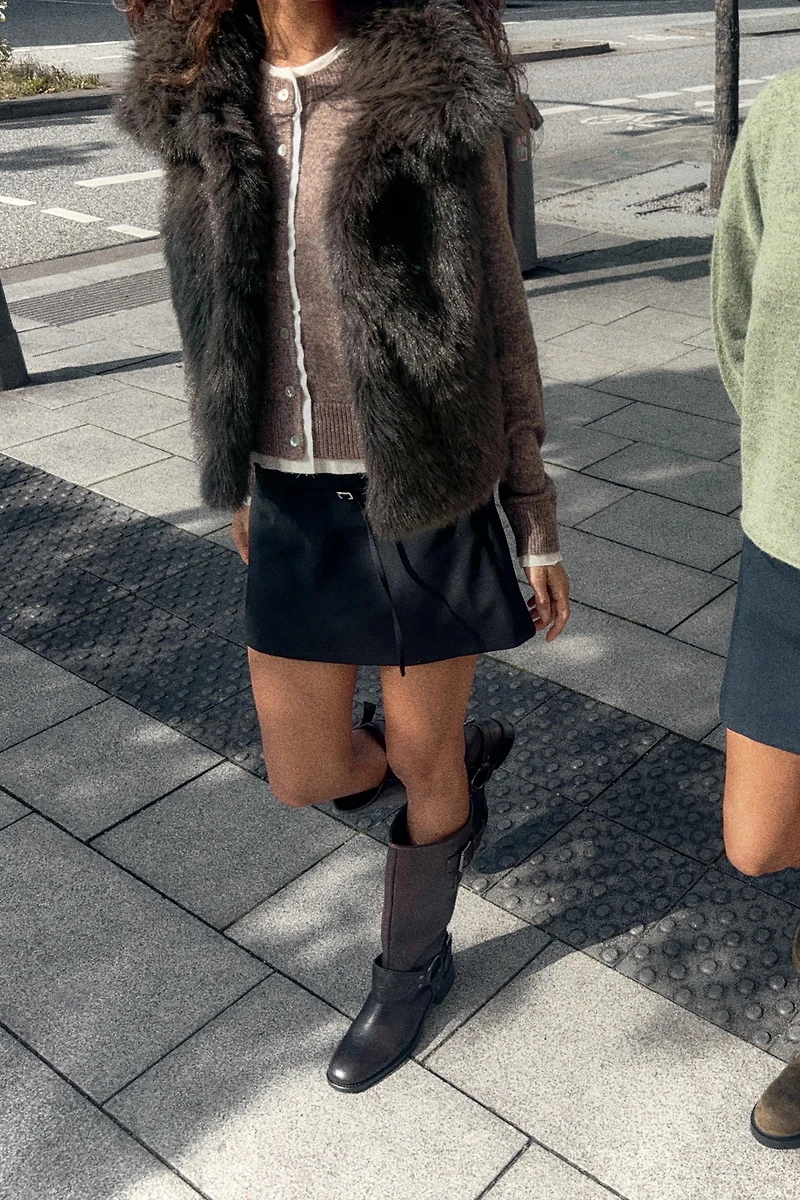 FAUX FUR VEST