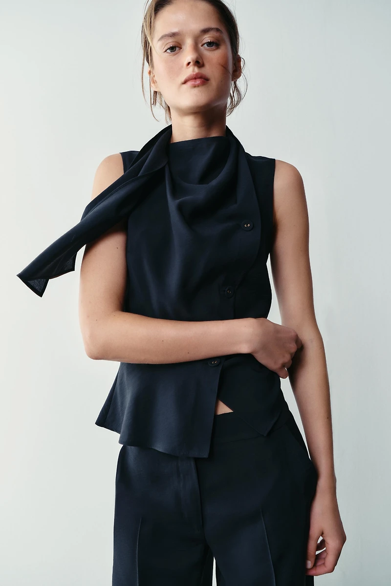 SCARF PEPLUM TOP