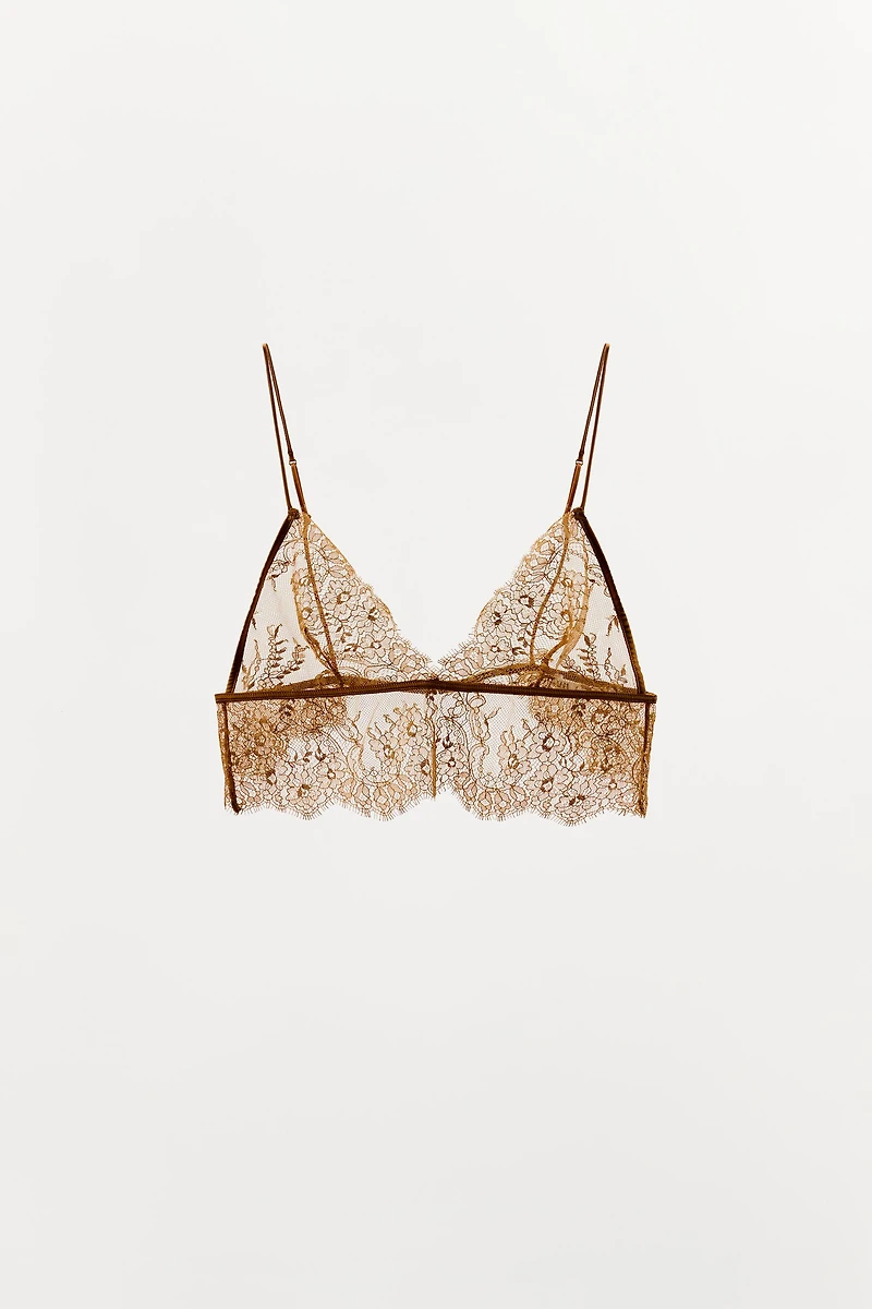 LACE TRIANGLE BRALETTE