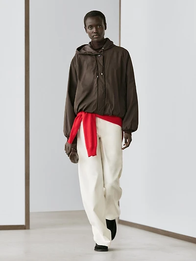 Veste bouffante à col montant