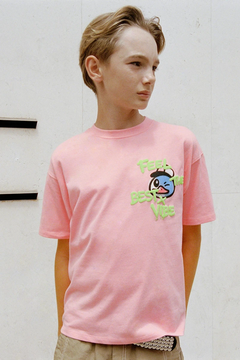 T-SHIRT À IMPRIMÉ GRAFFITI