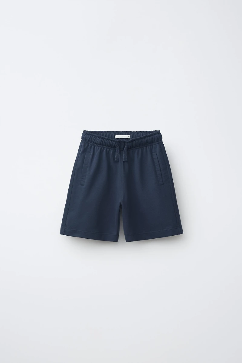ENSEMBLE T-SHIRT ET BERMUDA