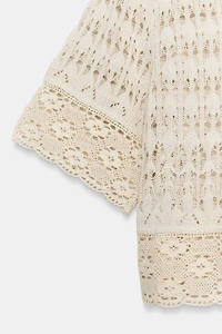 TOP EN MAILLE POINTELLE