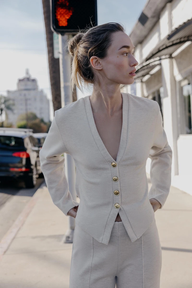 SOFT BUTTON CARDIGAN