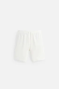 SHORTS WITH LINEN