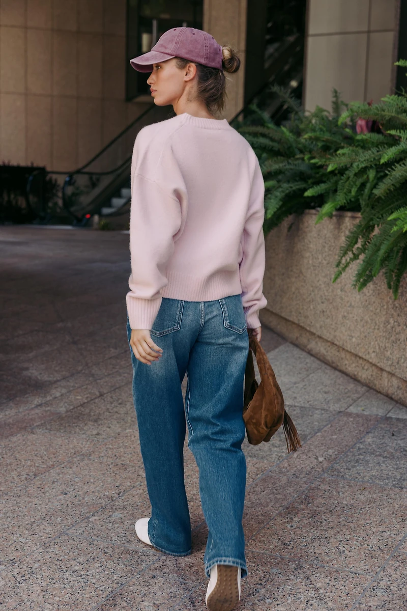 PULL DOUX EN MAILLE UNIE