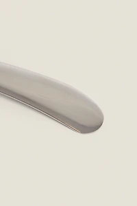 BUTTER KNIFE WITH COLORED HANDLE
