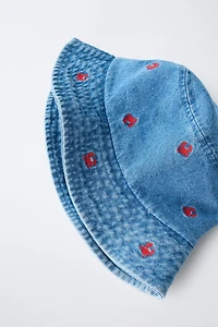 EMBROIDERED CRAB DENIM BUCKET HAT