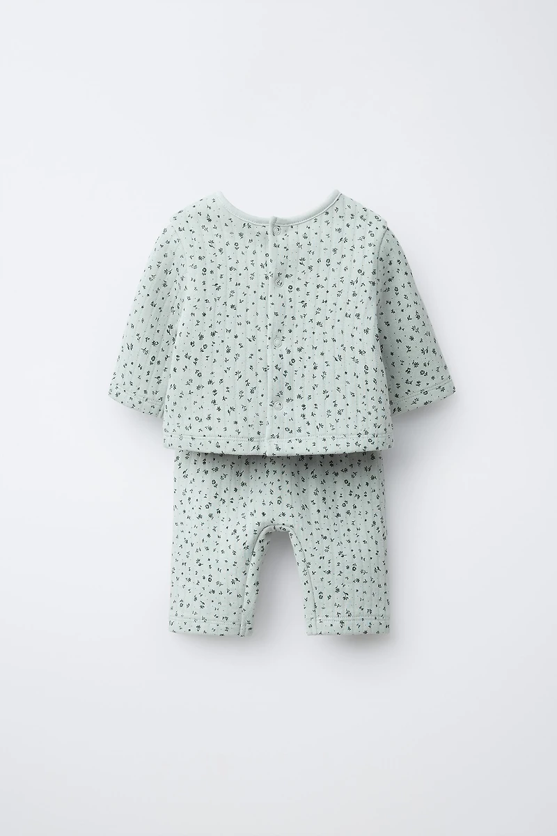 ENSEMBLE VESTE T-SHIRT 2 EN 1 ET PANTALON À FLEURS