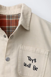 TOY STORY © DISNEY PIXAR EMBROIDERED TWILL OVERSHIRT