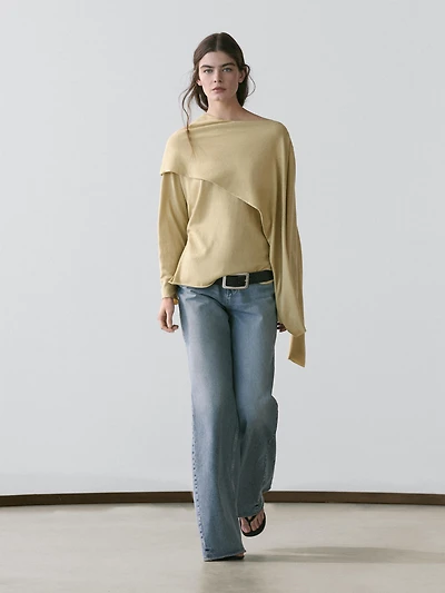 Pull en maille avec détail foulard