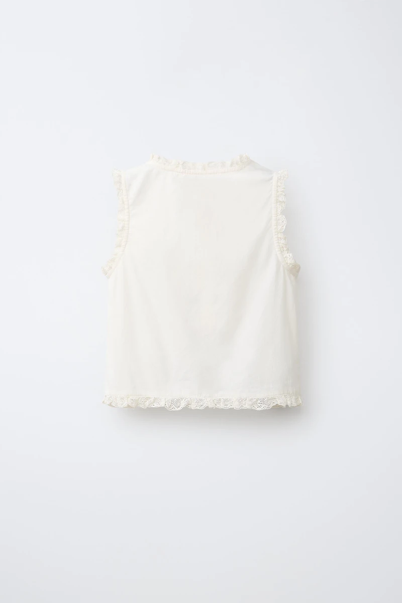 EMBROIDERED LACE BLOUSE