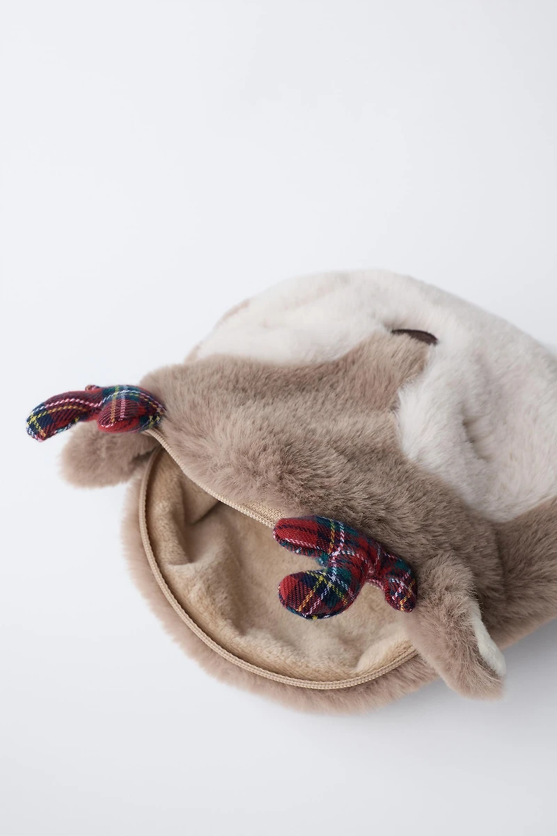 REINDEER FAUX FUR TOILETRY BAG