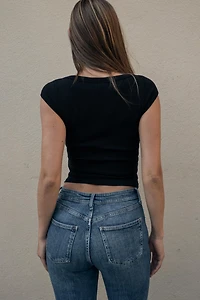 SCOOP NECK TOP