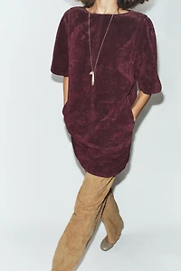 ROBE COURTE 100% CUIR DAIM