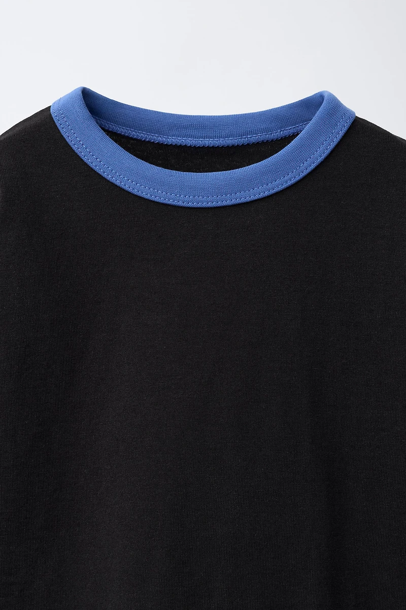 CONTRAST TRIM T-SHIRT