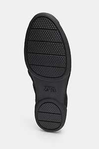 SPORTY BALLET FLATS WITH ELASTIC STRAPS