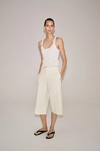 ZW COLLECTION STRAIGHT DARTED BERMUDA SHORTS