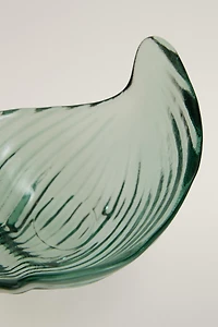 SHELL GLASS BOWL