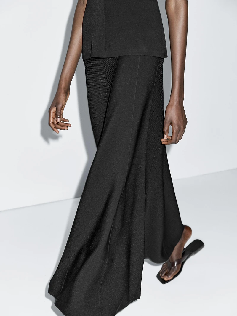 Long knit skirt
